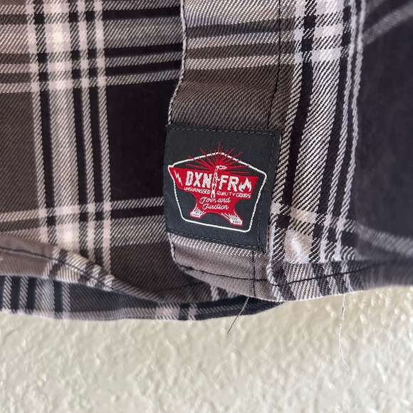 Dixxon The Lineman Fire Resistant Flannel in Black/Grey Plaid Size 2X - Picture 7 of 8